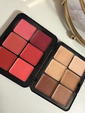 Makeup Forever Cream Lip & Concealer Palette — Pinks, Reds, Neutrals